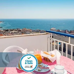 Mar A Vista Hotel